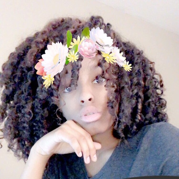 Meet your Posher, Latasha - Picture 1 of 1